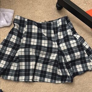 Plaid Black and White Women's Skirt